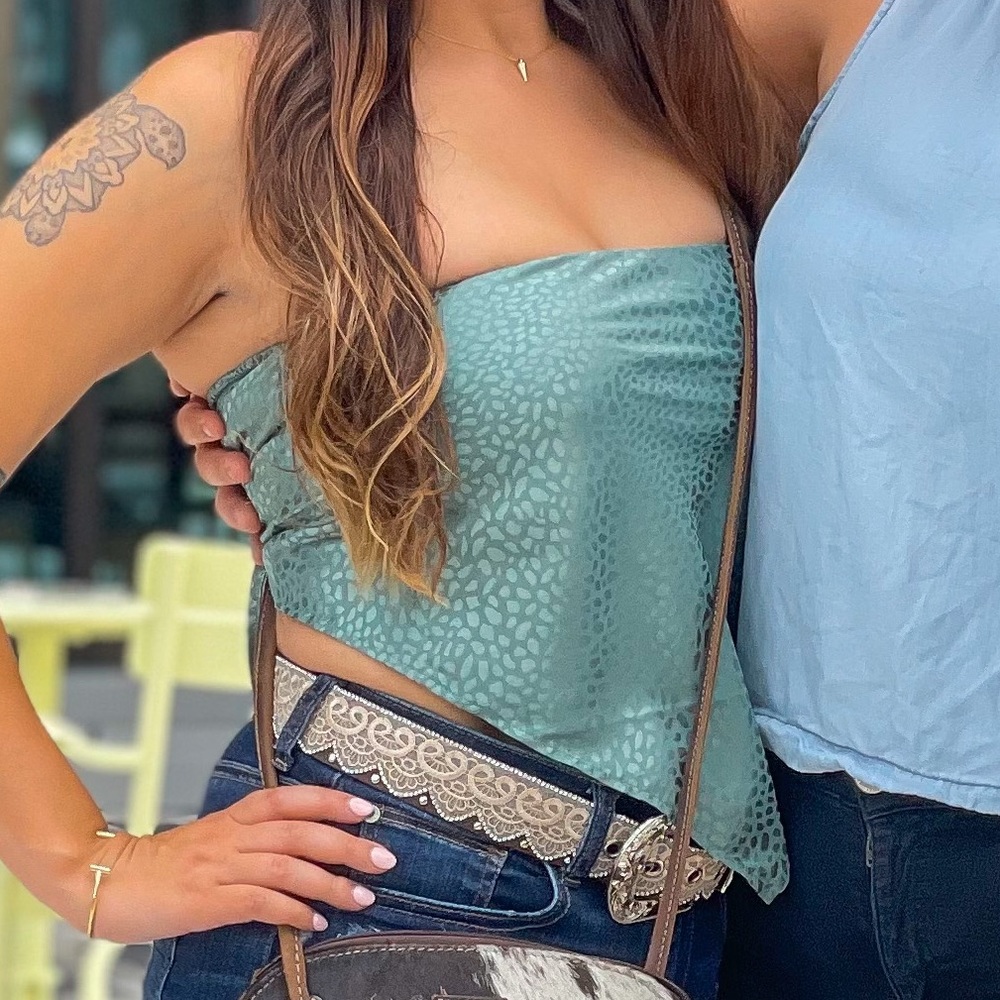 Green bandanna top